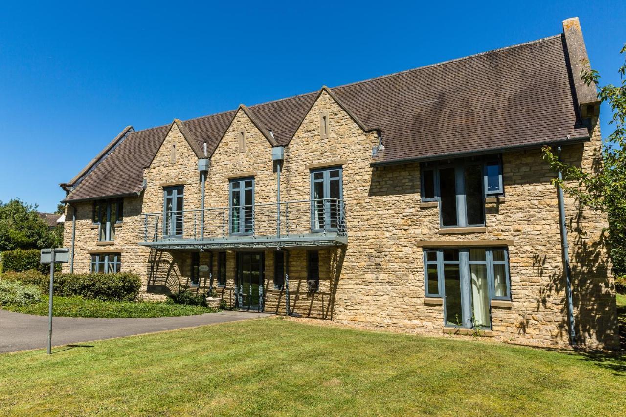 Middle Aston House Bed & Breakfast ภายนอก รูปภาพ
