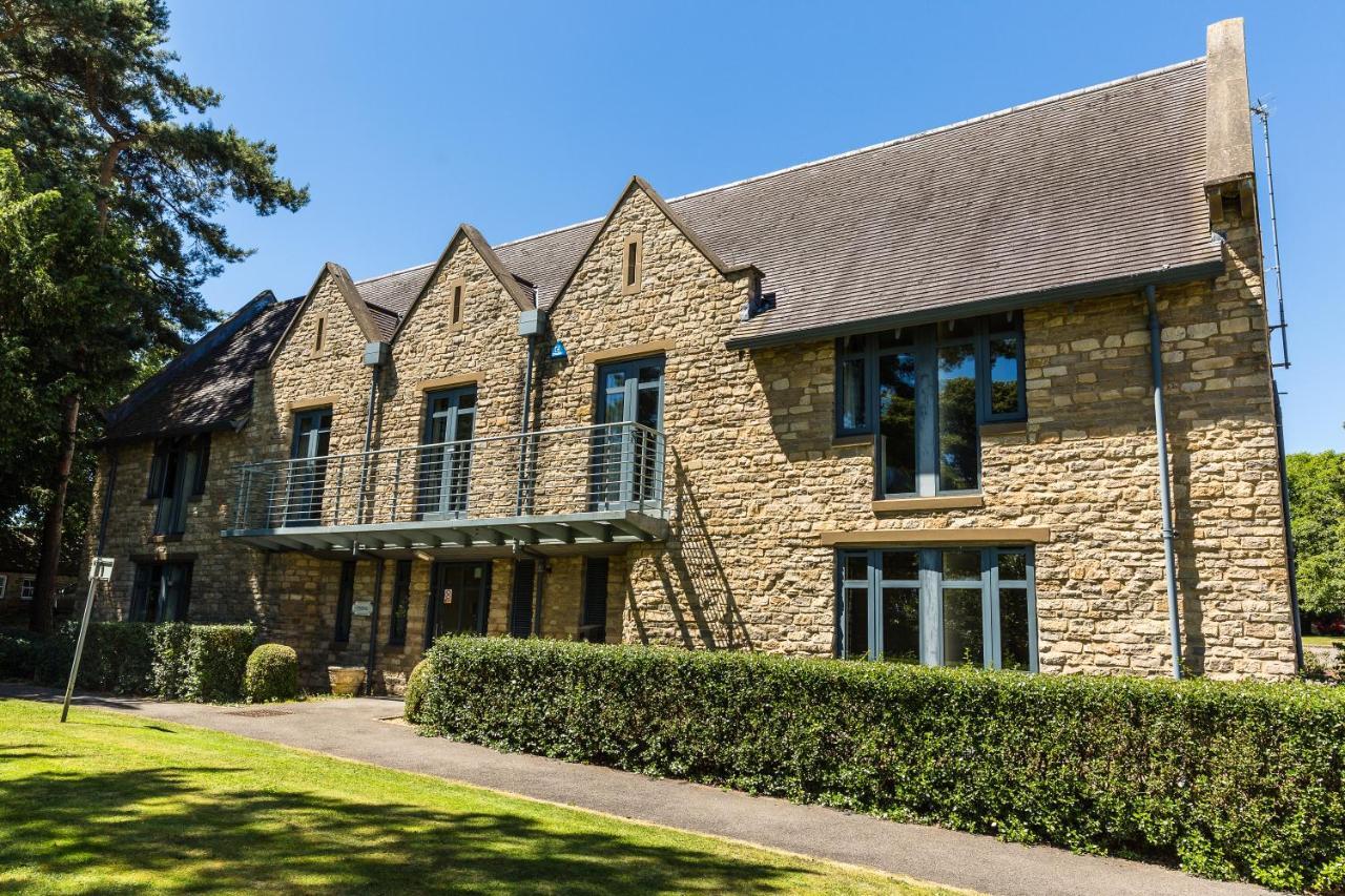 Middle Aston House Bed & Breakfast ภายนอก รูปภาพ