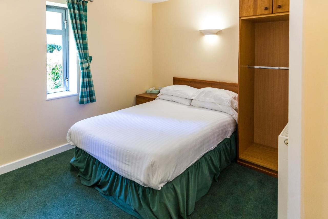 Middle Aston House Bed & Breakfast ภายนอก รูปภาพ
