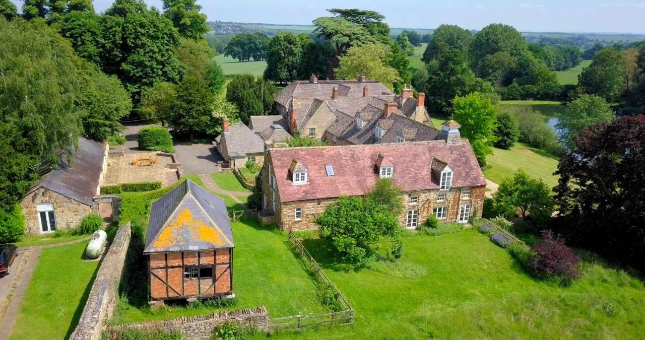 Middle Aston House Bed & Breakfast ภายนอก รูปภาพ